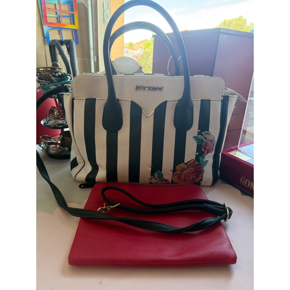 Black & White Stripped, Floral Patches, Betsey Johnson Tote Bag, Handbag & Purse - Picture 8 of 12